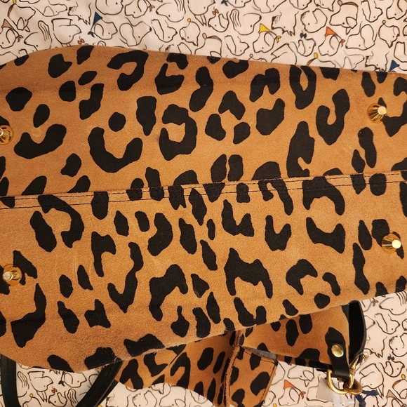 Clare V simple tote in leopard - Picture 13 of 17